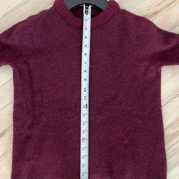 Jenni Kayne Puffy Neck Sweater  Size M Wine Color - Picture 5 of 5